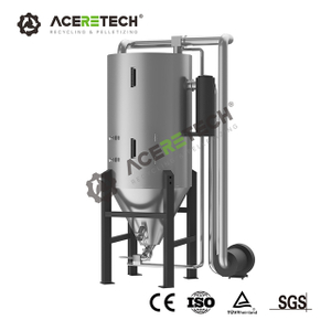 Máquina de compressão e peletização de filmes plásticos com sistema de desumidificação e secagem